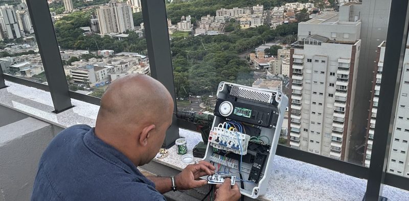 AD7EAEDD-DBB7-4190-A83E-048B8FB9B9C8